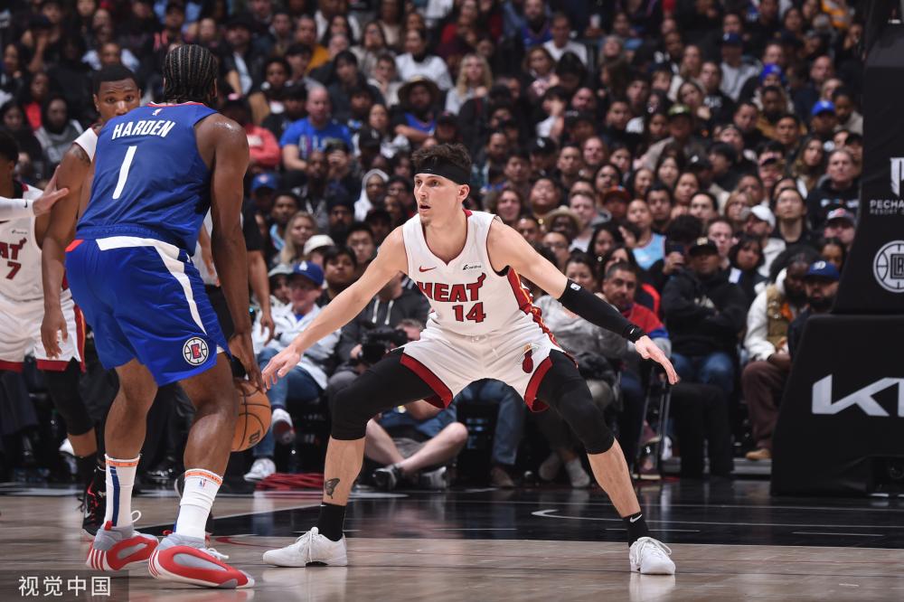 也更深入地 也更深入地