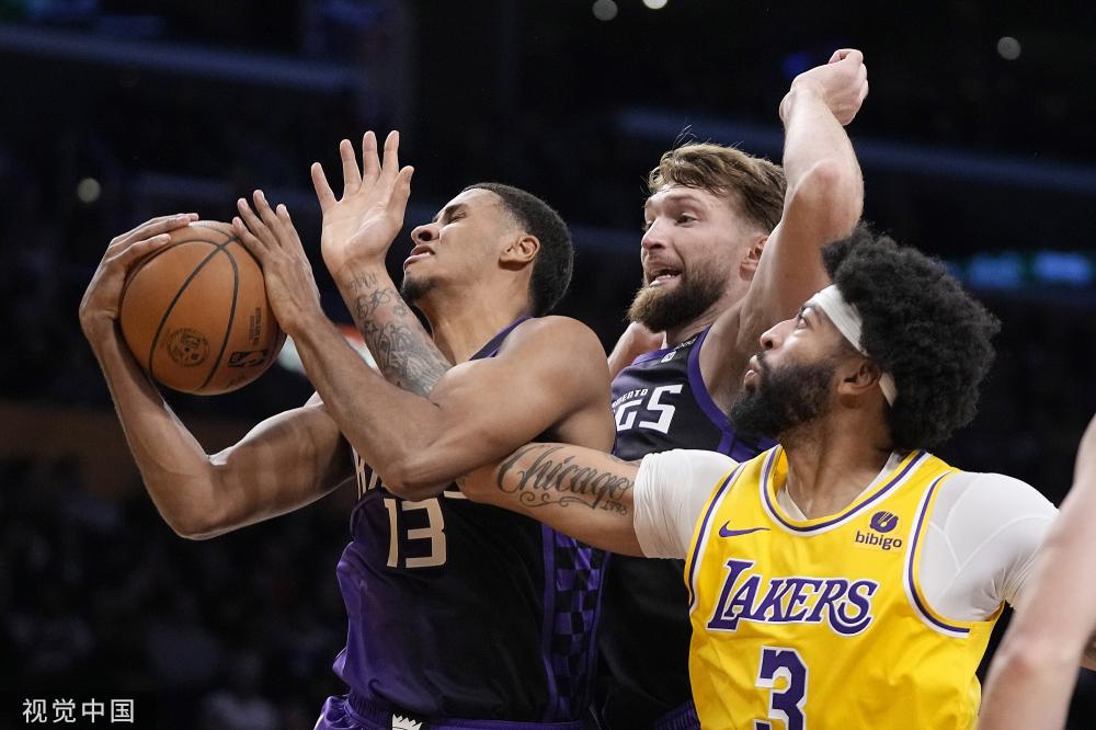 两大话题的 两大话题的