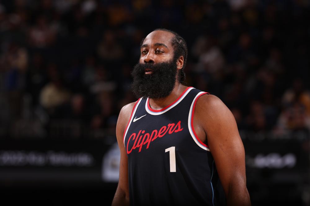 孙颖莎4比0击败陈幸同 夺WTT重庆冠军赛女单冠军.